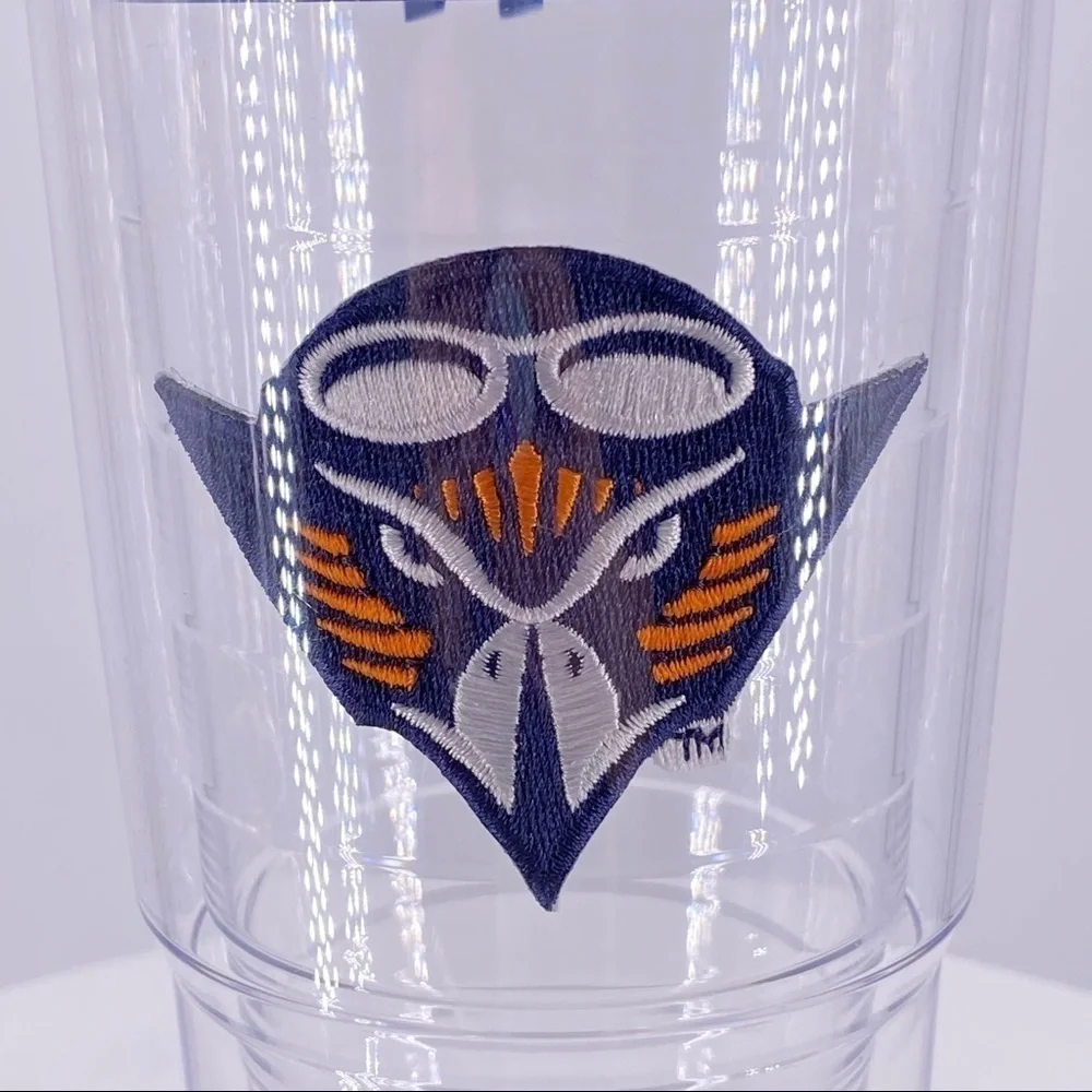Tervis  24 Ounce Tumbler With Blue Lid